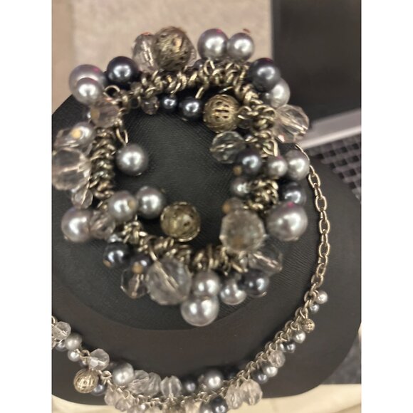 Premier Designs Silver Chain Necklace & Bracelet Set With Clear & Gray Beads - Picture 6 of 13